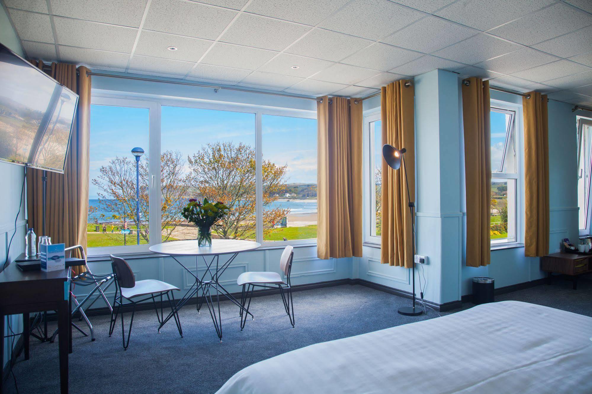 Marine Hotel Баликасъл Екстериор снимка